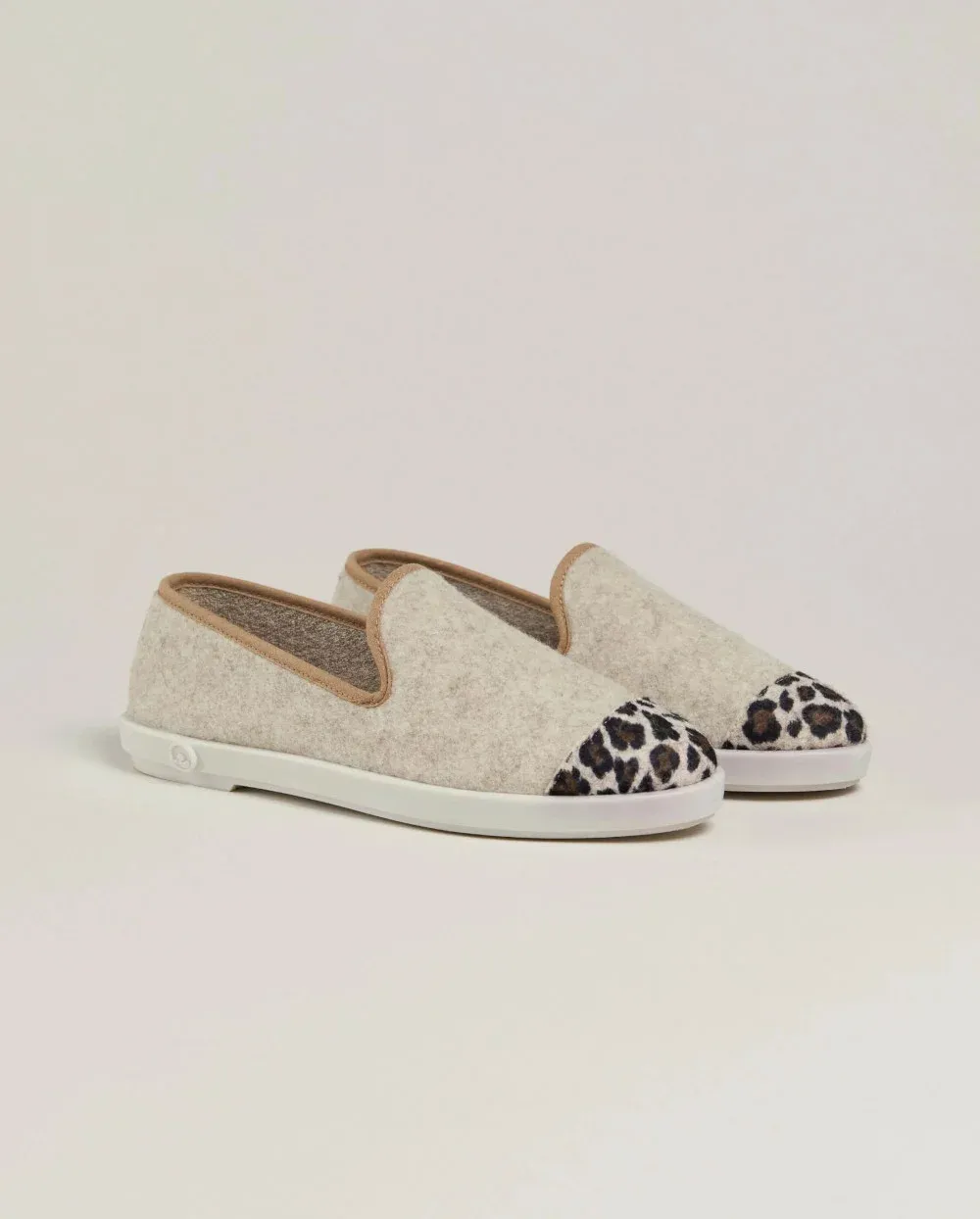 Chaussons slippers – beige léopard