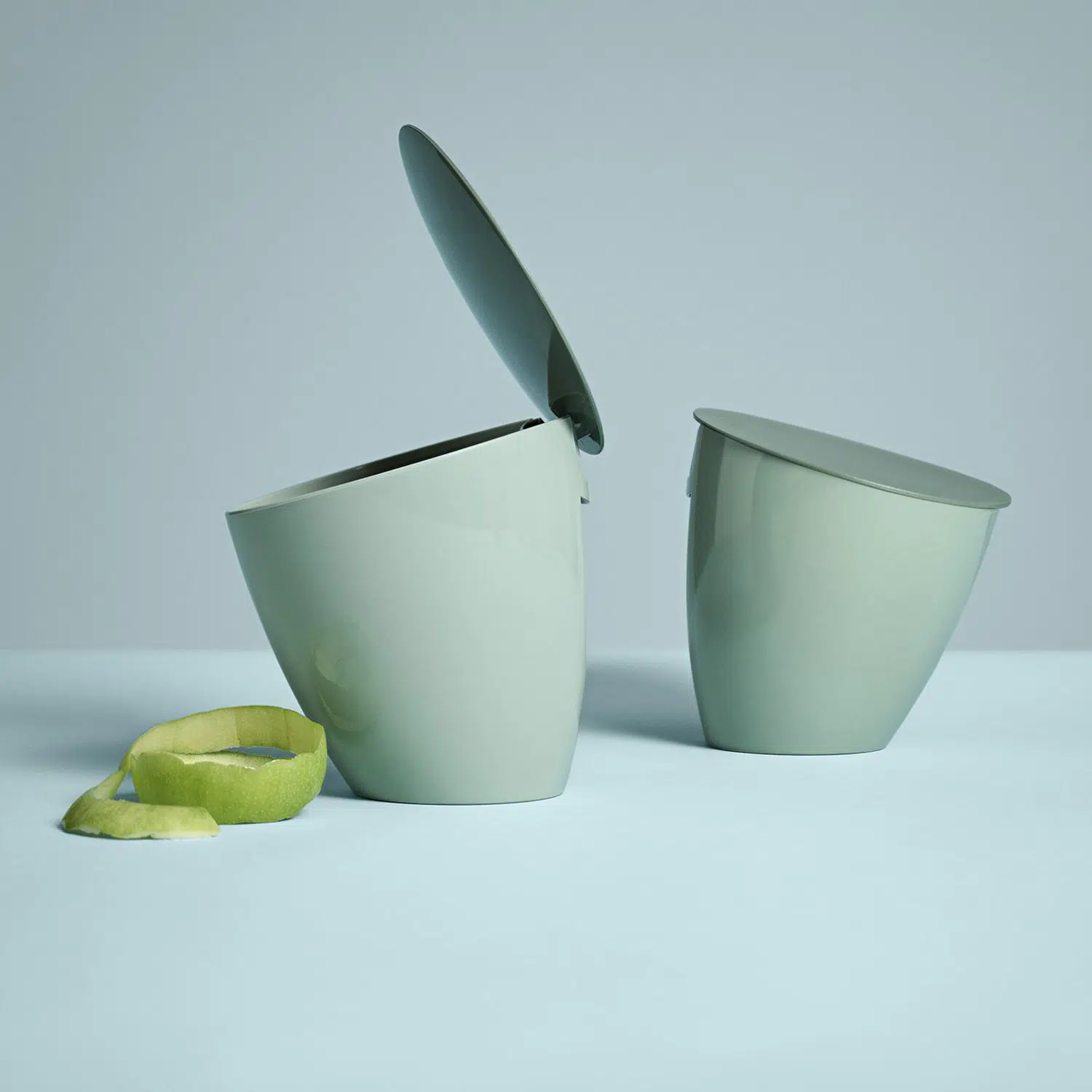 Poubelle de table 2,2L en matériaux recyclés – Image 3